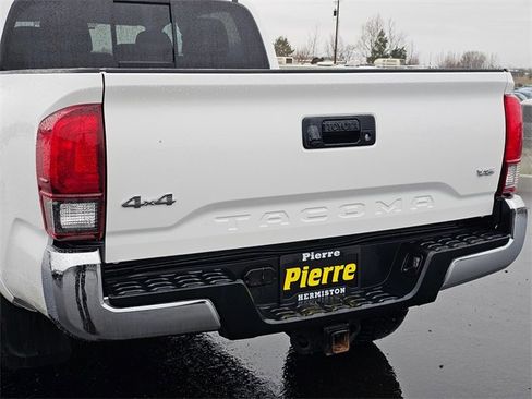 Used 2019 Toyota Tacoma SR5 image 7