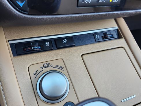 Used 2018 Lexus ES 350 image 27