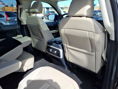 Used 2023 Ford Expedition Max Limited image 17