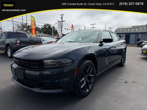 Used 2019 Dodge Charger SXT w/ Plus Group image 1