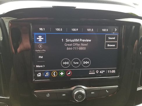 Used 2023 Chevrolet Traverse LT image 27