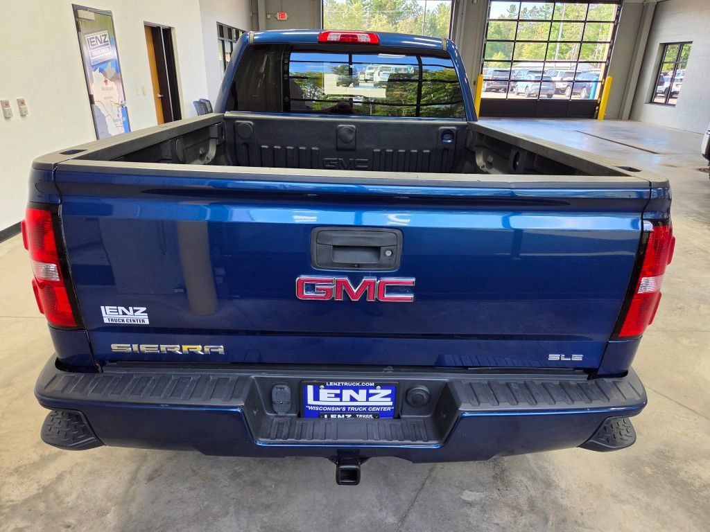 Used 2017 GMC Sierra 1500 SLE w/ SLE Value Package AWD/4WD image 6