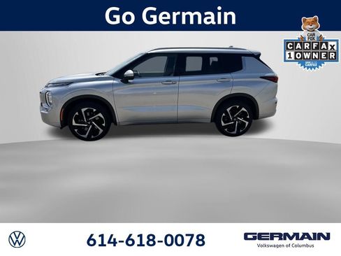 Used 2023 Mitsubishi Outlander SEL AWD/4WD image 2