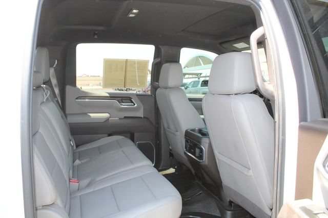Used 2025 GMC Sierra 1500 SLT AWD/4WD image 17