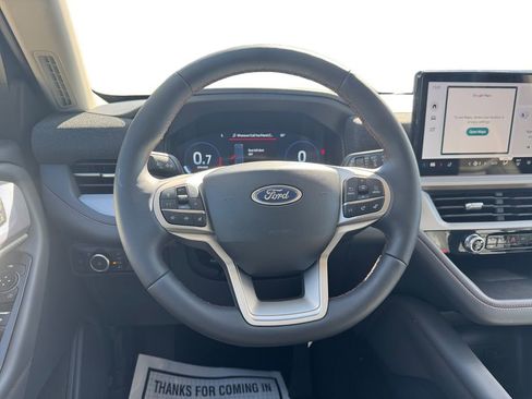 New 2026 Ford Explorer Active w/ Active Comfort Package image 14