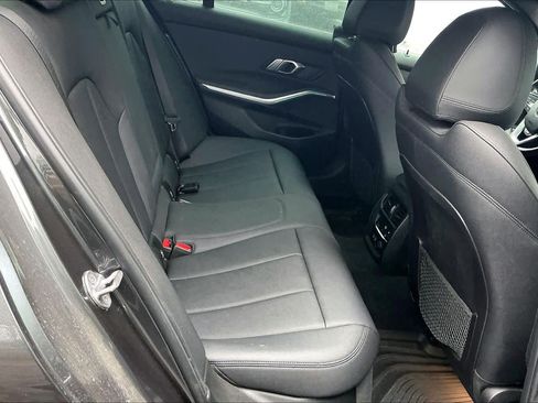 Used 2020 BMW 330i Sedan w/ Premium Package image 28