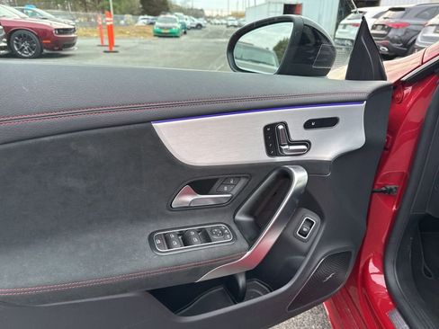Used 2025 Mercedes-Benz CLA 250 4MATIC image 10