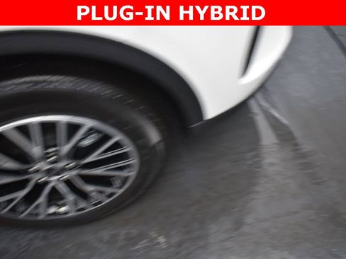 New 2025 Ford Escape SE w/ PHEV Premium Package image 14