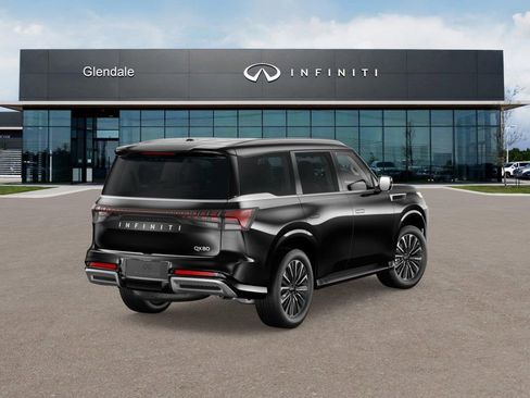New 2026 INFINITI QX80 Luxe RWD image 5