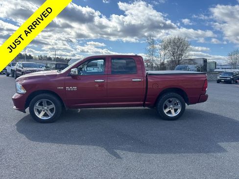Used 2014 RAM 1500 Express image 12