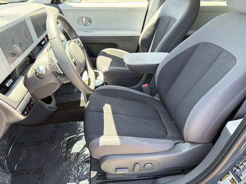 Used 2024 Hyundai Ioniq 5 SEL RWD image 18