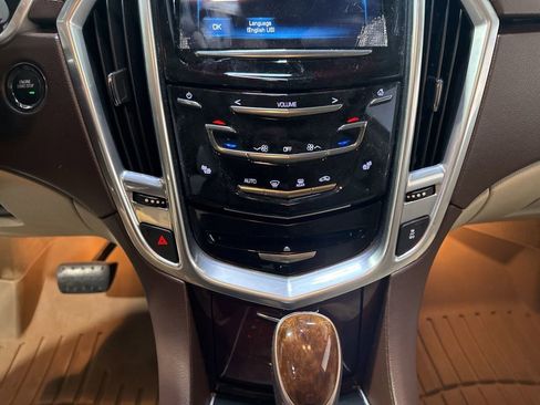 Used 2013 Cadillac SRX Luxury w/ Driver Awareness Package AWD/4WD image 17
