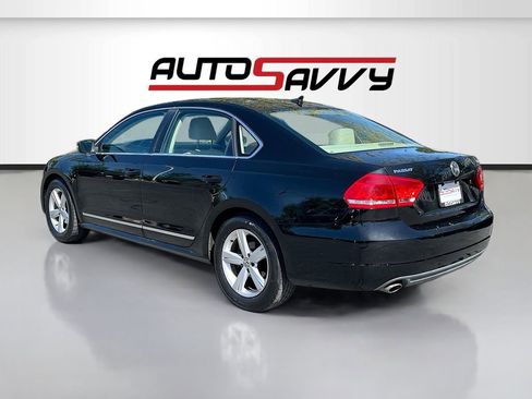 Used 2013 Volkswagen Passat TDI SE FWD image 5