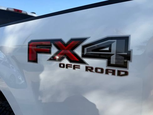 Used 2022 Ford F250 Lariat AWD/4WD image 10