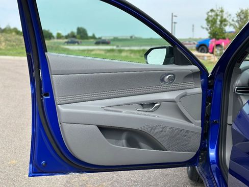 New 2025 Hyundai Elantra Sport image 18