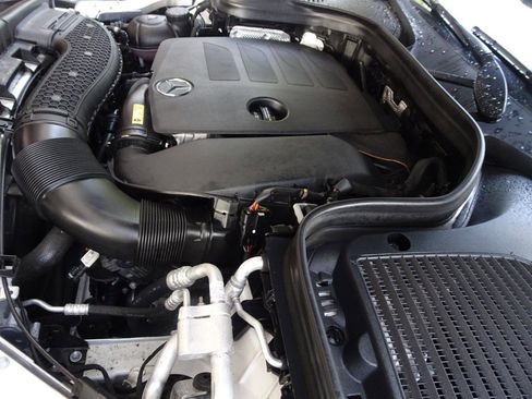 Used 2020 Mercedes-Benz GLC 300 4MATIC image 23