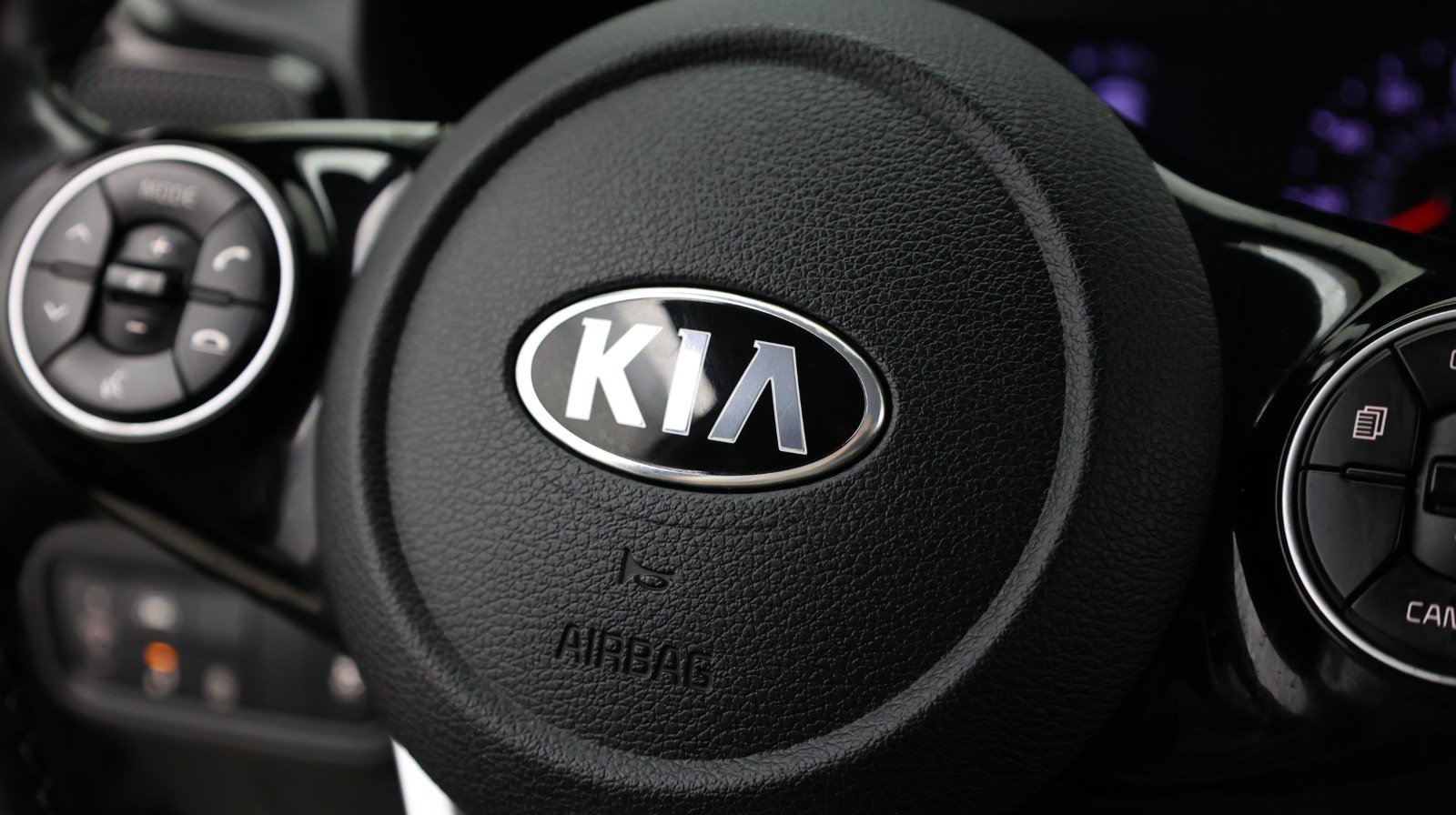 Used 2020 Kia Soul EX FWD image 29