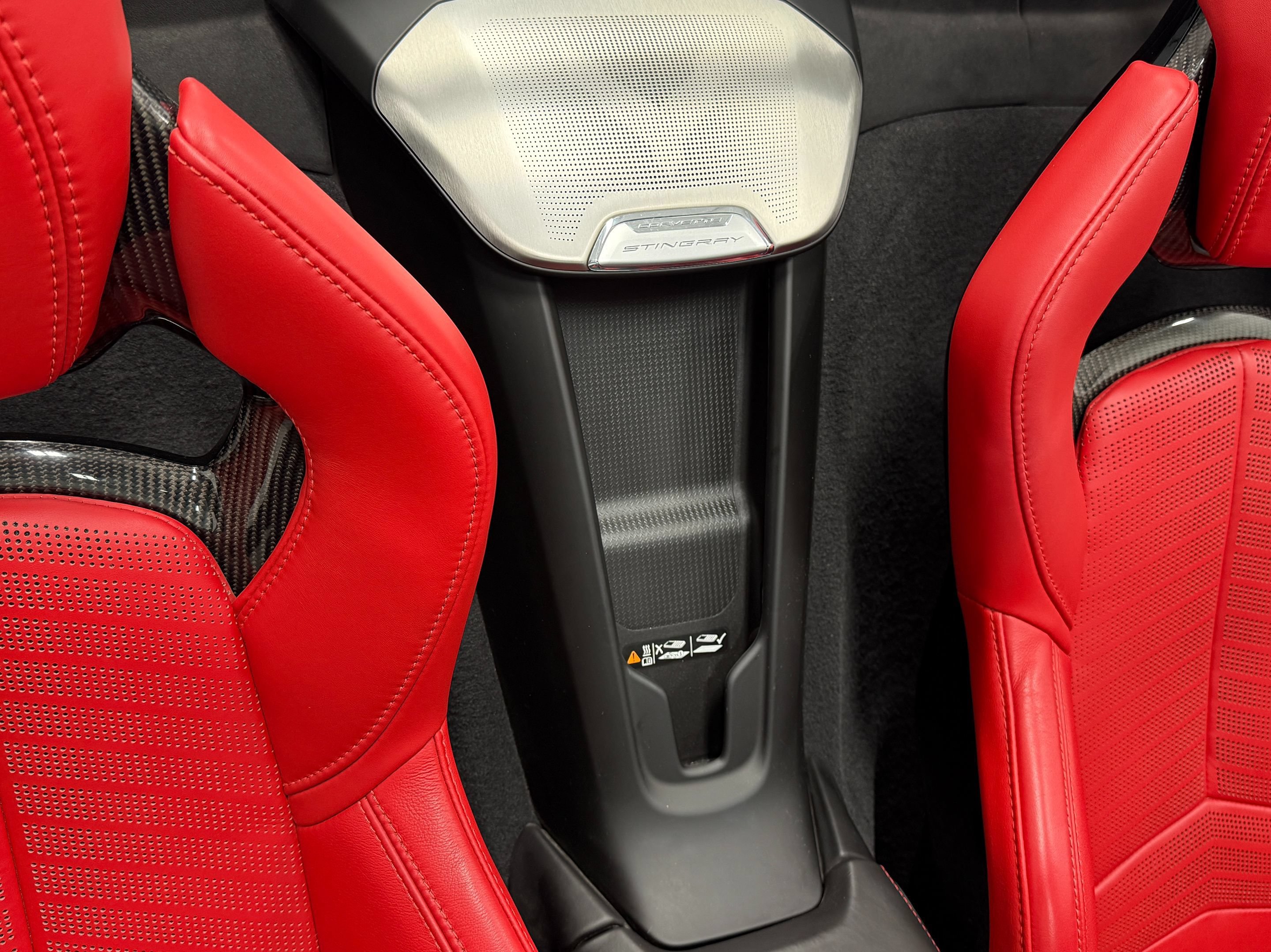 Used 2022 Chevrolet Corvette Stingray Premium Conv w/ Z51 Performance Package RWD image 33