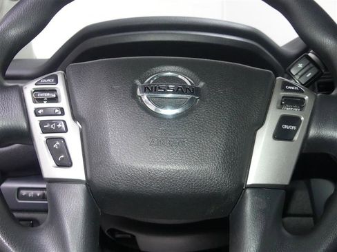 Used 2022 Nissan Titan S w/ S Utility Package image 28