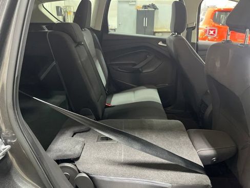 Certified 2019 Ford Escape SE AWD/4WD image 36