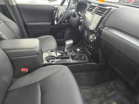 Used 2023 Toyota 4Runner TRD Off-Road Premium w/ Off Road Premium Plus Package image 16