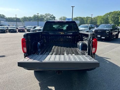 Used 2024 GMC Sierra 1500 Elevation AWD/4WD image 8