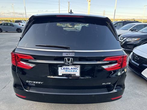 Certified 2024 Honda Odyssey Elite image 5