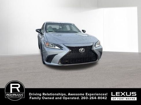 Used 2025 Lexus ES 350 F Sport image 4