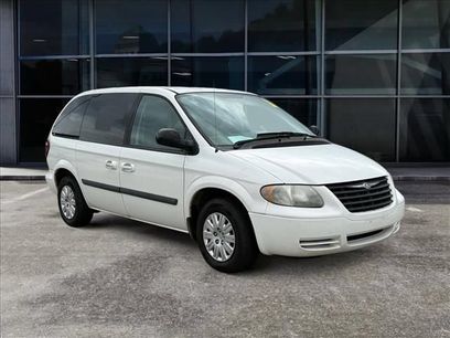 Used 2005 Chrysler Town & Country