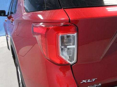 Used 2023 Ford Explorer XLT w/ Equipment Group 202A image 36