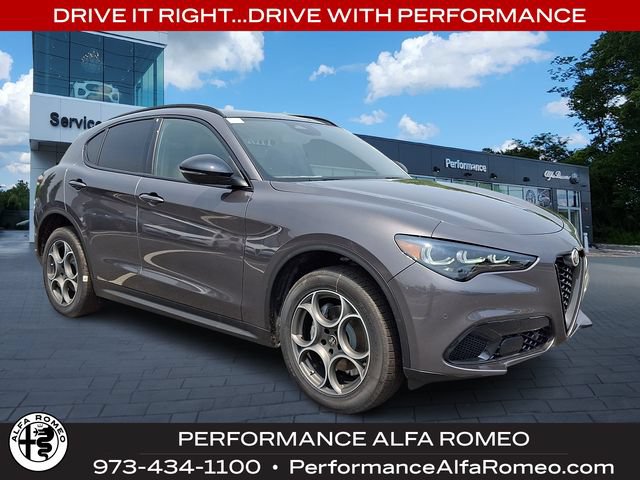 New 2026 Alfa Romeo Stelvio Sprint AWD/4WD image 1