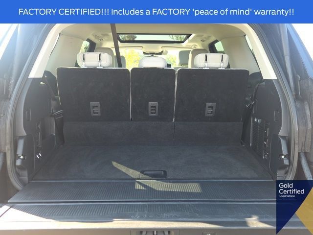 Used 2025 Ford Expedition Platinum w/ Driver's Package AWD/4WD image 17