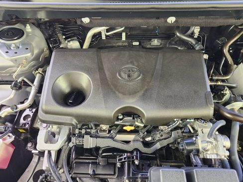 Used 2025 Toyota RAV4 LE FWD image 34