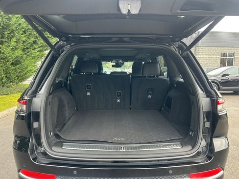 Used 2022 Jeep Grand Cherokee Summit w/ Advanced Protech Group IV image 24