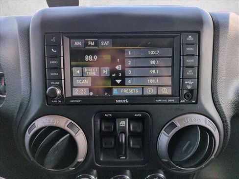 Used 2016 Jeep Wrangler Unlimited Sport AWD/4WD image 13