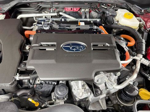Used 2025 Subaru Forester Premium AWD/4WD image 33
