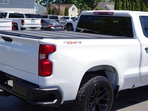 Used 2024 Chevrolet Silverado 1500 W/T w/ WT Value Package AWD/4WD image 13