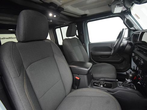 Used 2024 Jeep Wrangler Unlimited Sport AWD/4WD image 20