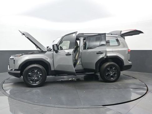 Used 2024 Lexus GX 550 AWD/4WD image 35