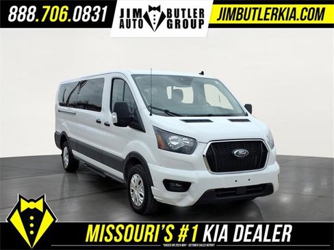 Used 2023 Ford Transit 350 XLT image 34