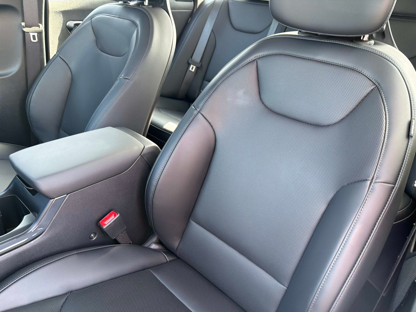 New 2026 Kia K4 EX FWD image 17