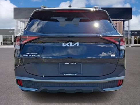 Certified 2023 Kia Sportage X-Line w/ X-Line Premium Package AWD/4WD image 5