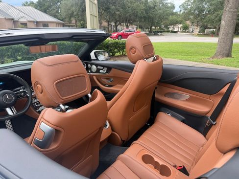 Used 2023 Mercedes-Benz E 450 Cabriolet image 29