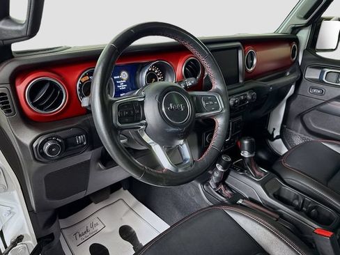 Used 2023 Jeep Wrangler Unlimited Rubicon AWD/4WD image 9