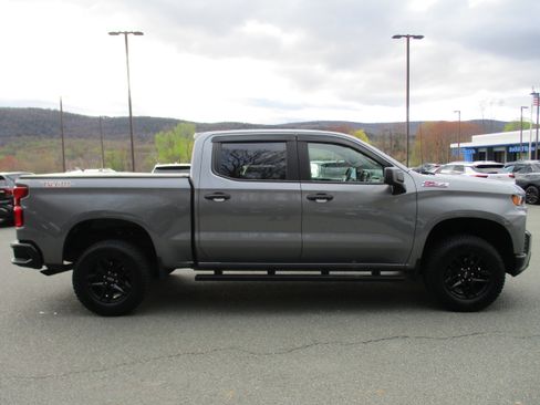 Certified 2022 Chevrolet Silverado 1500 Custom Trail Boss AWD/4WD image 4