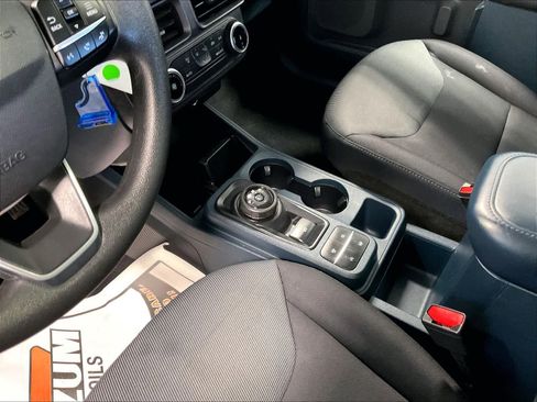 Used 2022 Ford Maverick XL image 20