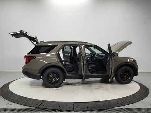 New 2026 Ford Explorer Tremor w/ Tremor Ultimate Package AWD/4WD image 16