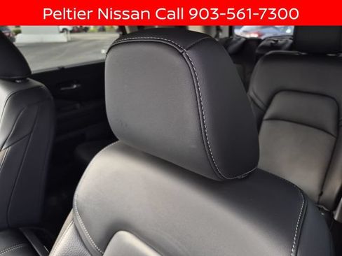 Certified 2025 Nissan Pathfinder SL w/ SL Premium Package FWD image 23