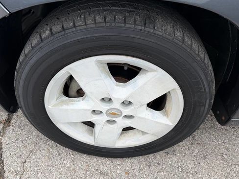 Used 2010 Chevrolet HHR LT image 31