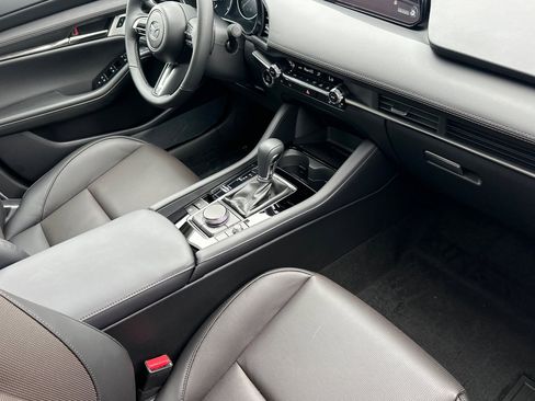 New 2026 MAZDA MAZDA3 2.5 Turbo Sedan w/Premium Plus image 16